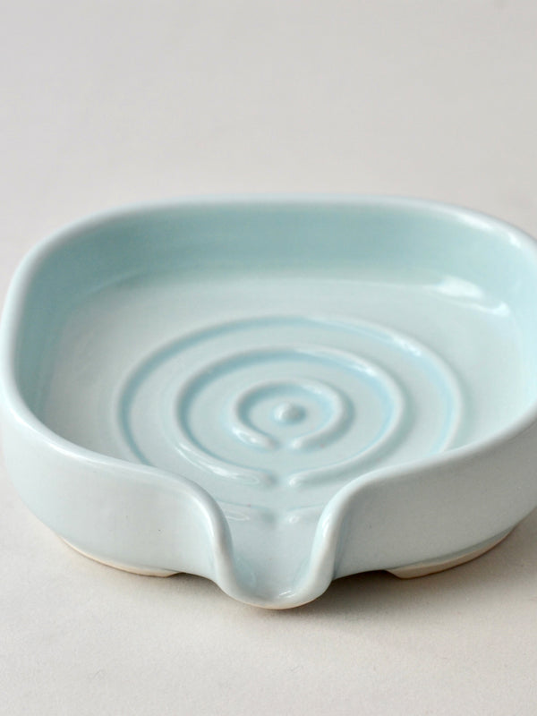Self-Draining Porcelain Soap Dish